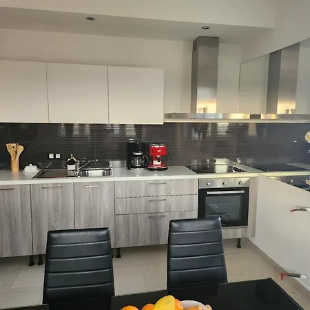 Mateo Apartment *