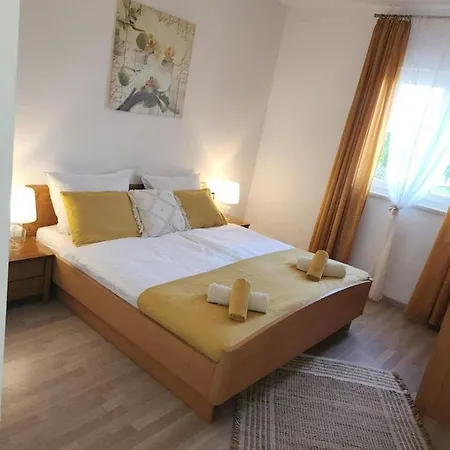 Mateo Apartment Rogovici